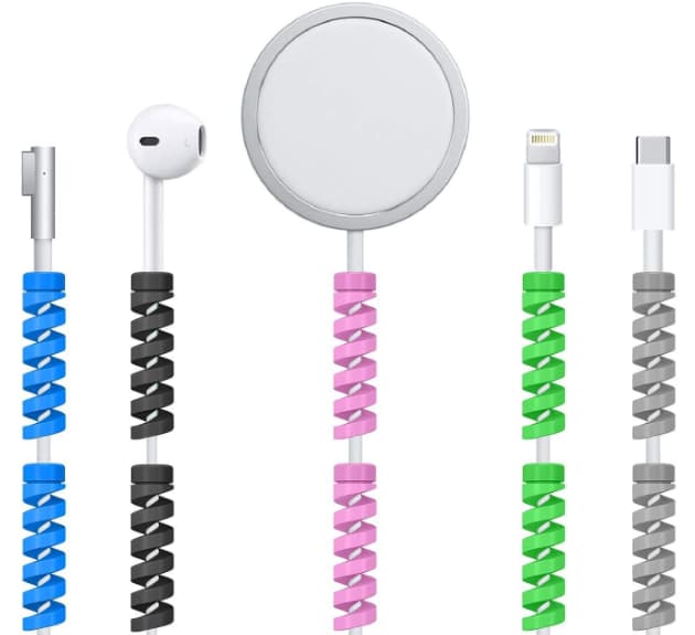 GIZGA ESSENTIALS Spiral Charger Cable Protector for iPhone